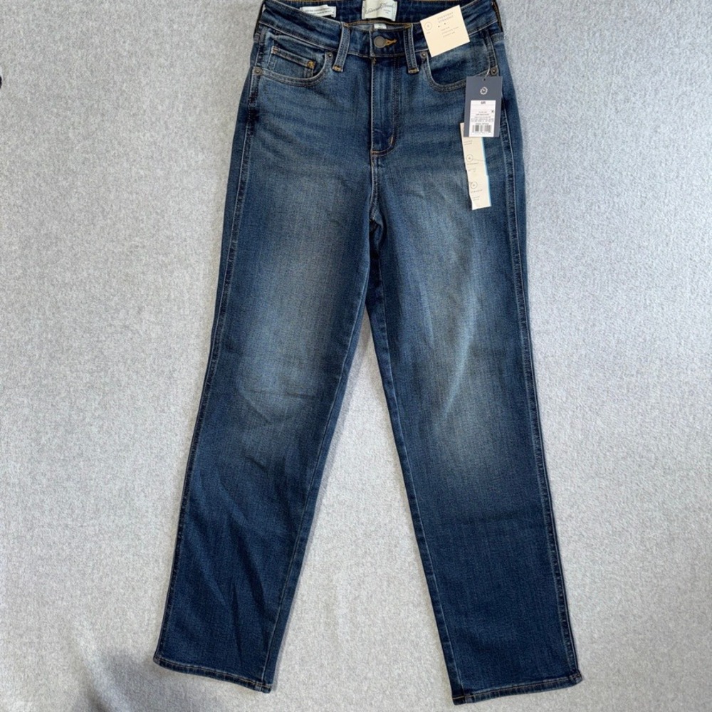 Universal Thread High Rise Everyday Straight Jeans 6R Clean Girl Denim